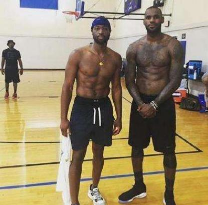 边路想换塔 边路想换塔